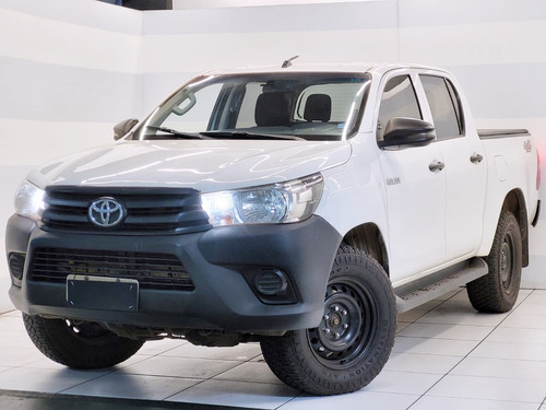 Toyota Hilux 2.8 NARROW 4X4 CD 16V DIESEL 4P MANUAL