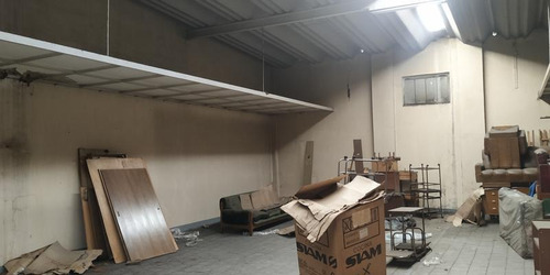 Imagen 7 de 18 de Venta Locales Sobre Dos Lotes 696 M2 Valentin Alsina