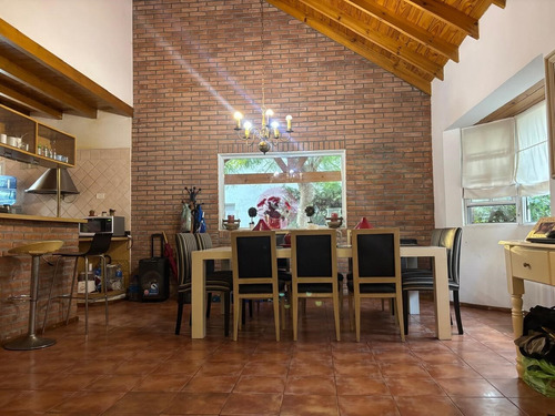 Casa En Alquiler En Acacias Blancas, Maquinista F. Savio, Escobar