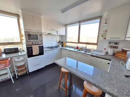 Departamento Con Vista Despejada Al Mar En Meseta Coraceros