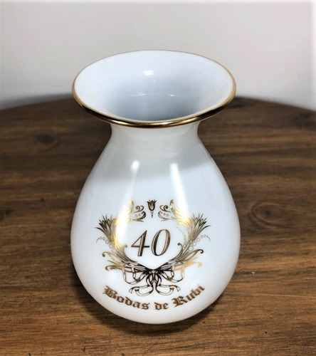 Imagem 3 de 5 de Vaso Porcelana Bodas De Rubi, 40 Anos De Casamento