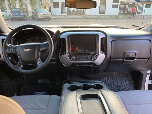 Imagen 11 de 14 de Chevrolet Silverado Crew Cab 4x4, 2016