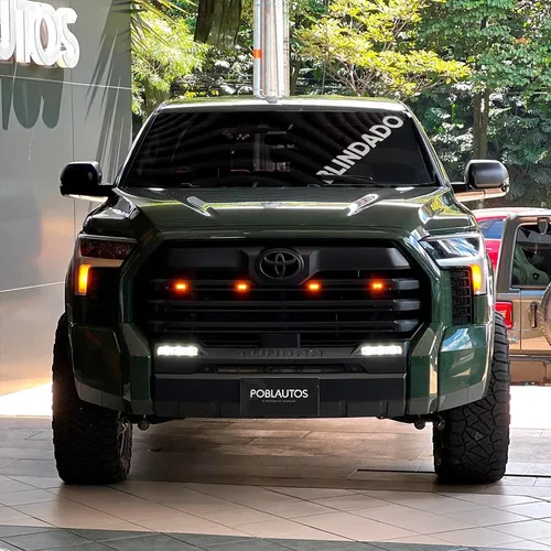 Toyota Tundra Sr5 CrewMax B2+