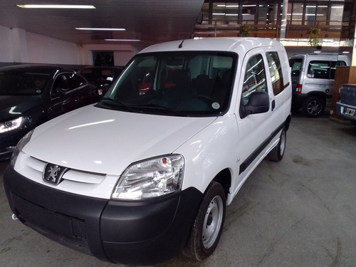 Imagen 1 de 15 de Peugeot Partner Furgon Mixta Patentada Sin Rodar