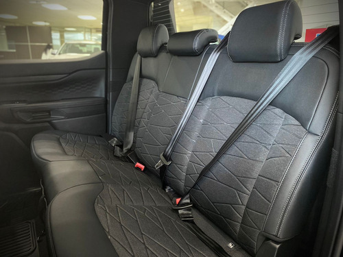 Ford Ranger 2.0T Cd Black 4X4 Mt