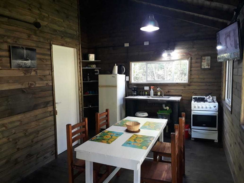 Cabañas En Isla Delta Tigre , Equipadas Para 4 , 2 O 6 Personas.