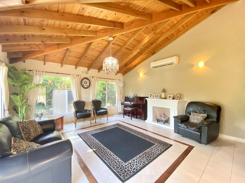 Casa En Venta Saint Thomas Sur - Canning