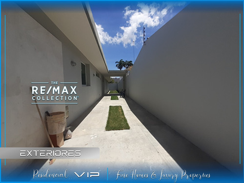 Imagen 4 de 30 de En Venta, Exclusiva Casa 745 M2 En Urb. Guaparo Valencia