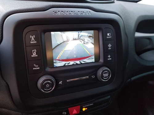 Imagen 12 de 16 de Jeep Renegade 2016 1.8 Sport Plus