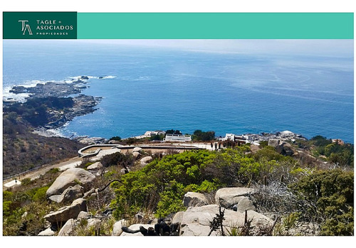 Espectacular Sitio Para Dos Casas En Mirador Punta Pite