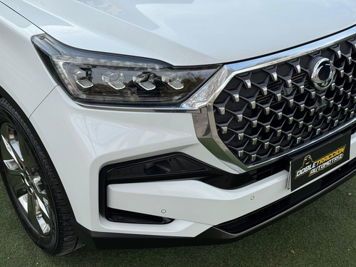 SsangYong Rexton 2.2Td Limited Plus At8 4Wd