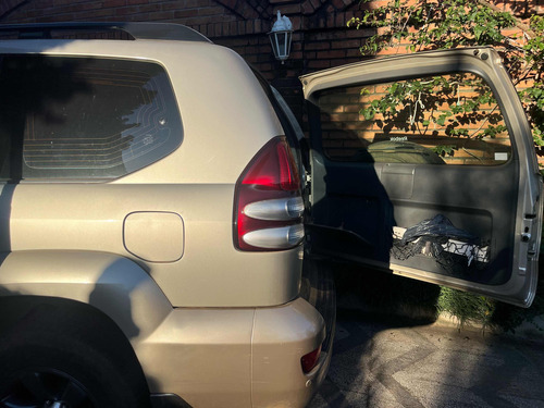 Toyota Land Cruiser 3.0 Prado Mt