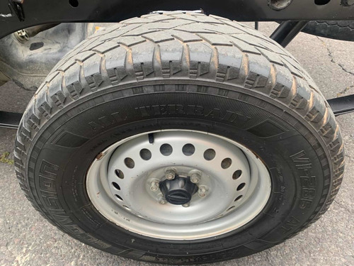 Imagen 12 de 15 de Nissan Np300 2.5 Estacas Dh Aa Mt