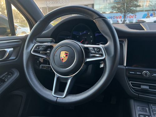 Porsche Macan 2.0 2021