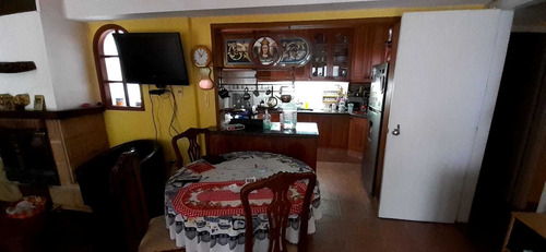 Casa En El Corazón De Punta Carretas 7 Dormitorios Y Fondo