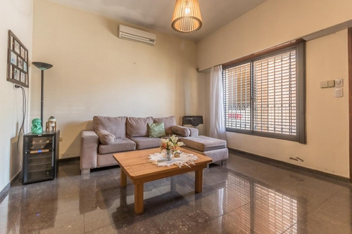 Imagen 6 de 30 de Venta · Casa Multifamiliar · Patio · Terraza · Cochera · Departamento Independiente · Ideal Renta