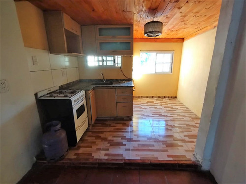 Alquiler - Casa 3 Amb. - Juana Manso 1037- Merlo - $400.000