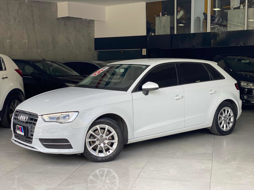 Imagem 2 de 8 de Audi A3 Sportback 2015 1.4 Tfsi S-tronic 5p