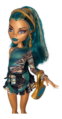 Muñeca Monster High Nefera, Sin Zapatos, Usado, Sin Caja (Usado)
