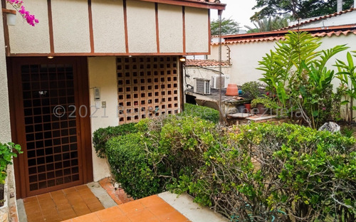 Imagen 13 de 30 de Casa En Venta Para Remodelar En Prados Del Este Mls #21-25308 Wilfredo Bazan