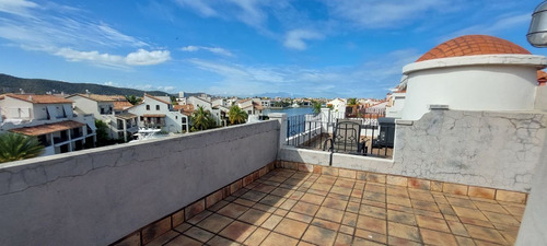 Imagen 11 de 13 de En Alquiler Town House Ubicd En Pueblo Viejo Ve03-0743pv-ove