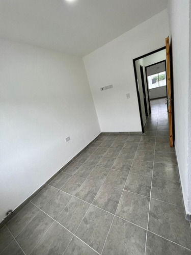 Imagen 6 de 29 de Duplex Dos Dormitorios