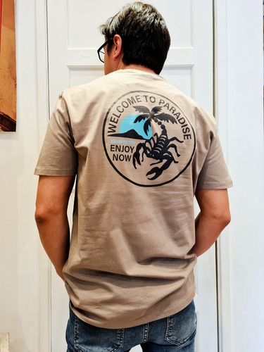 Imagen 2 de 3 de Remera Estampada 2xl M/c Clasica Kevingston