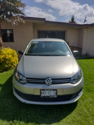 Imagen 2 de 11 de Volkswagen Vento 2015 1.6 L Std. 4 Cilindros