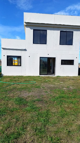 Venta/ Casa De 3 Ambientes/ Fincas Don Eugenio 2, Gral Rodriguez