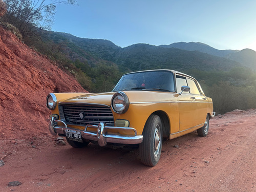 Peugeot 404 Año 73 Muy Buen Estado Y Con Su Documentación Pa