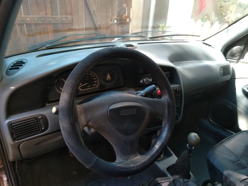 Imagem 7 de 11 de Fiat Palio 1.0 Yong 4 Portas