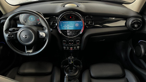 Mini Cooper Classic 5 Puertas At