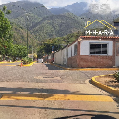 Apartamento En Venta En La Guaira La Llanada Frente Al Mar