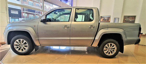 Imagen 2 de 21 de Vw Amarok Comfortline 180cv 0km 2023 En Stock Tomo Usado