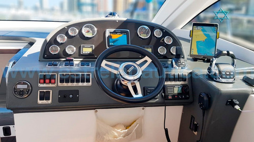 Imagem 4 de 9 de Lancha Phantom 400ht Iate Intermarine Phantom Triton Focker