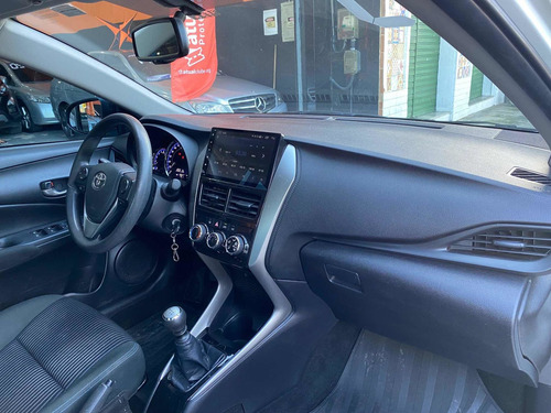 Imagem 12 de 15 de Toyota Yaris Sedán 2019 1.5 Xl 16v 4p