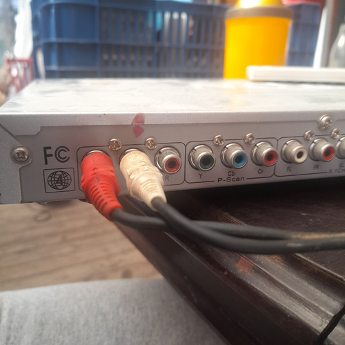 Imagem 8 de 10 de Dvd Player Foston Fs-838 Funcionando E Com Controle