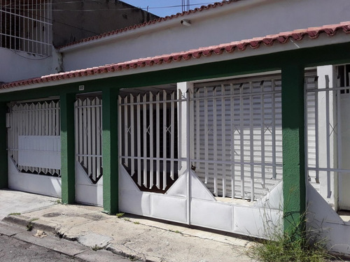 Imagen 1 de 14 de Casa En Venta La Coromoto Maracay 21-4523 Hc