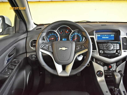 Chevrolet Cruze 1.8 Lt 16v Flex 4p Automático