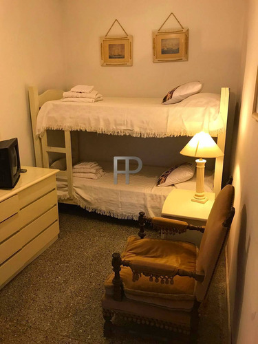 Imagen 15 de 23 de Casa En Venta Punta Del Este 5 Dormitorios, 700 M2 Terreno