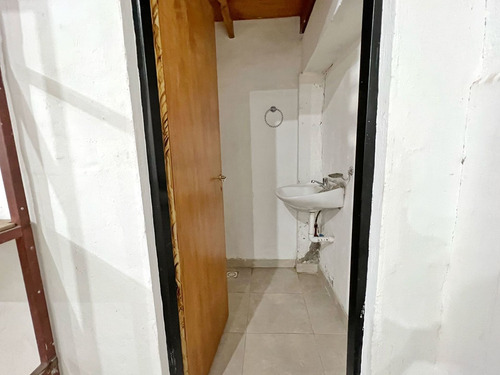 Imagen 14 de 14 de Venta Deposito Con Local Comercial Y Cocheras