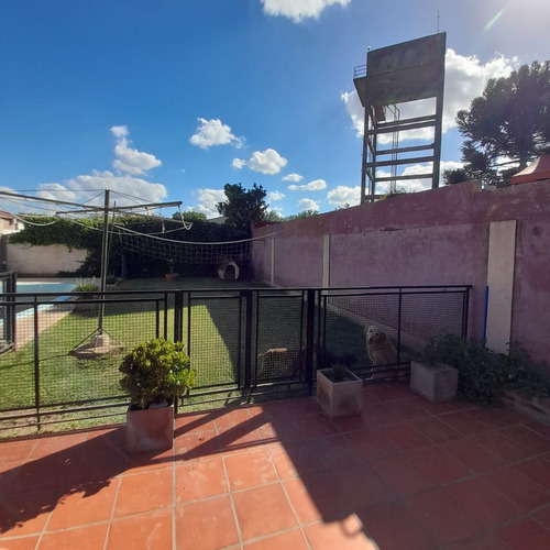 Se Vende Casa En Pergamino Con Pileta