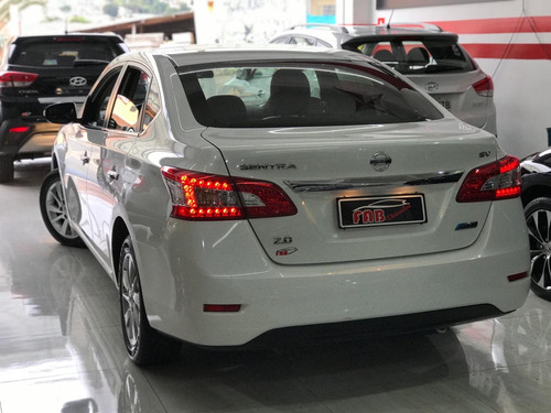 Nissan Sentra Sv 2.0 2016
