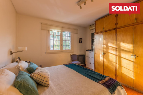 Venta - Casa 5 Ambientes Con Cochera Y Piscina - Vicente López