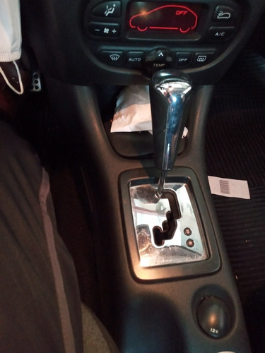 Imagem 13 de 14 de Peugeot 207 2010 1.6 16v Xs Flex Aut. 5p