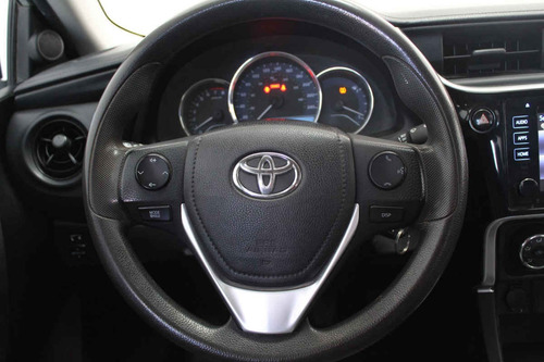 Imagen 14 de 15 de Toyota Corolla 2018 4 Cilindros