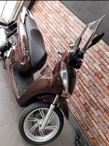 Imagem 2 de 2 de Honda Scooter