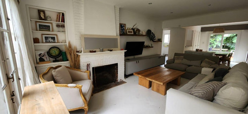 Venta Casa En Punta Chica 2 Dormitorios Una Planta