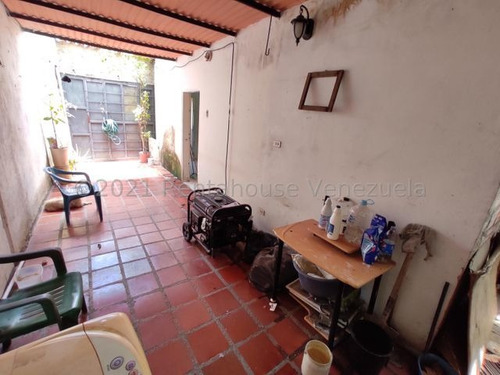 Imagen 7 de 14 de Casa Local Terreno Venta Casco Central Maracay Ljsa 22-1964