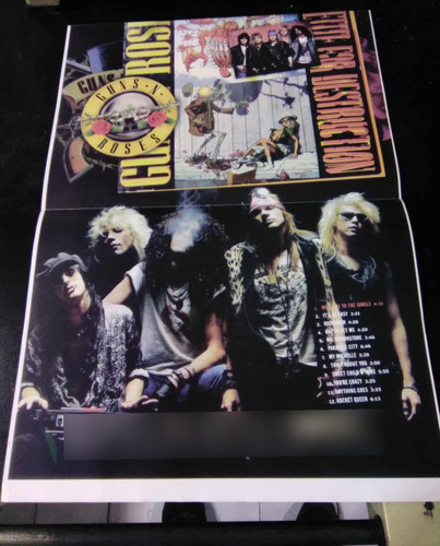 Posters Simples Heavy Metal El Corte 30x40 Por Unidad (Usado)